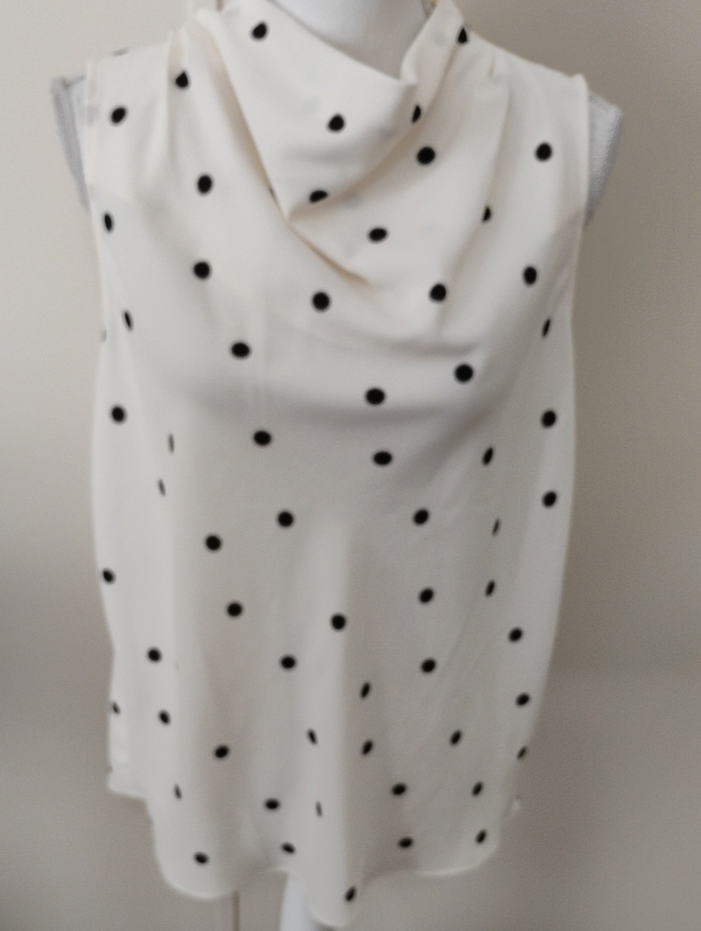 Pretty Ann Taylor Blouse